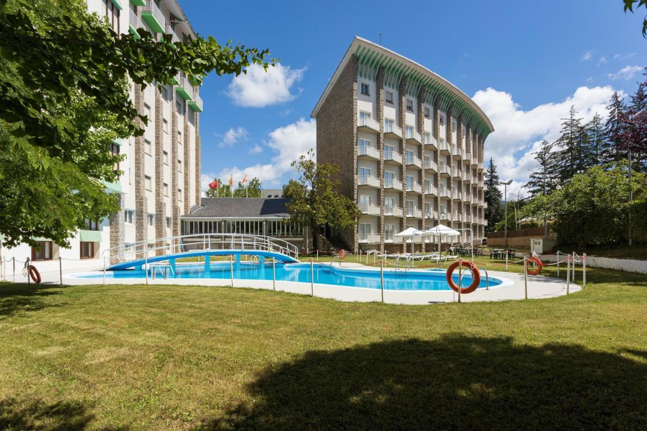 Gran Hotel De Jaca Exteriér fotografie